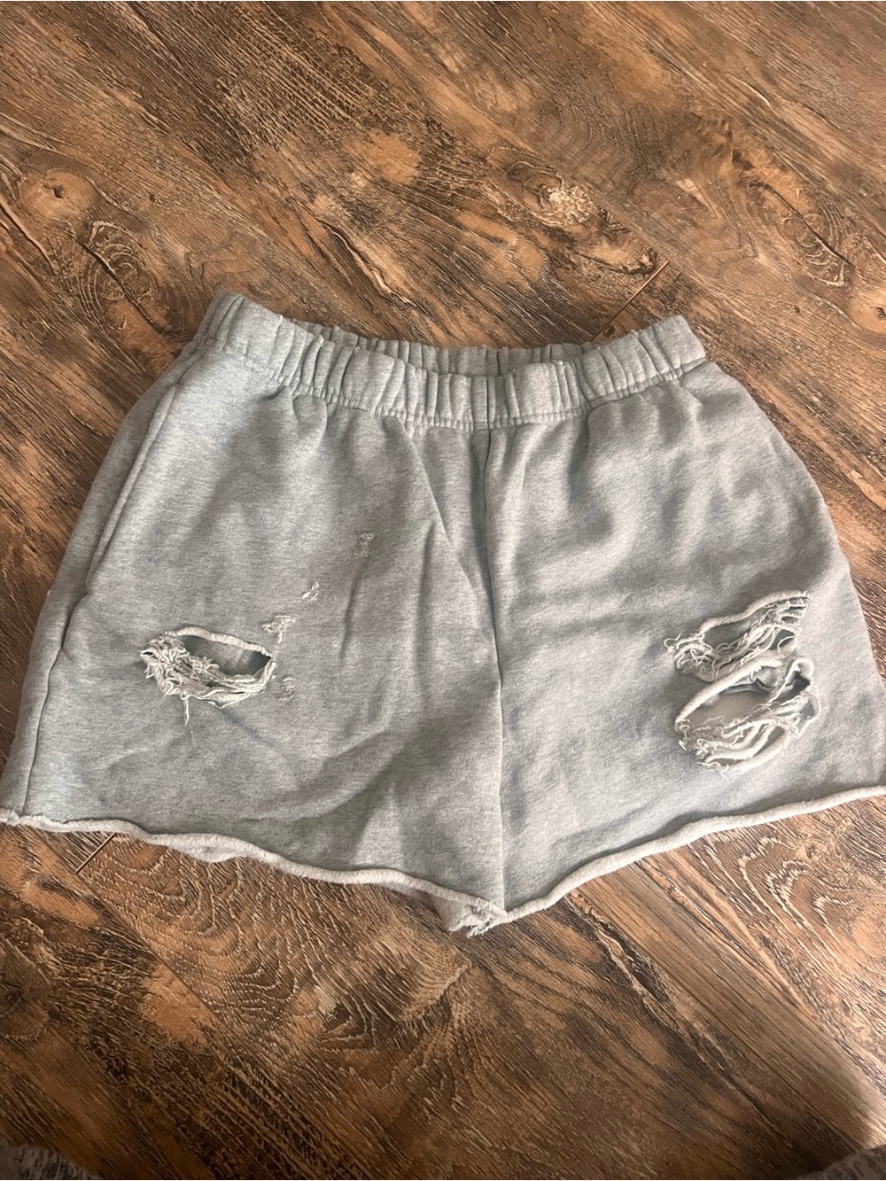 Good American Gray Distressed Elastic-Waist Athletic Shorts